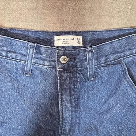 Abercrombie & Fitch High Rise Loose Jeans Wide Leg Denim Women's Size 6/28 - Picture 4 of 16